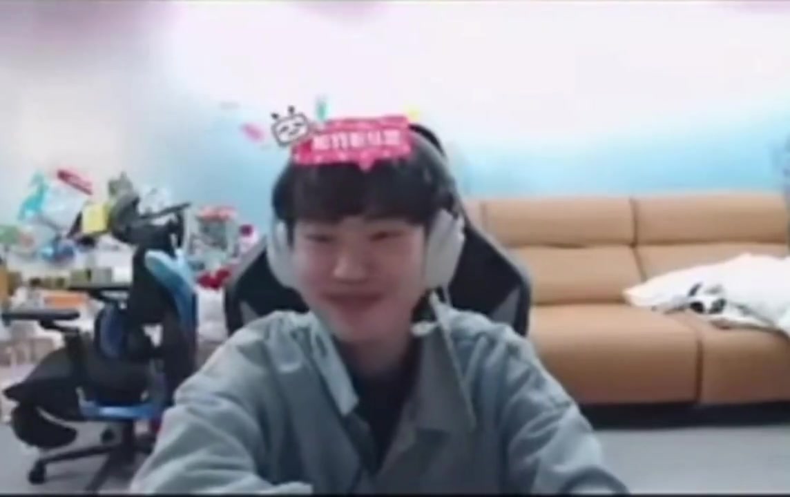 讲点Bin道话?knight：喜欢天亮还是天黑 天亮能联想到很多事情